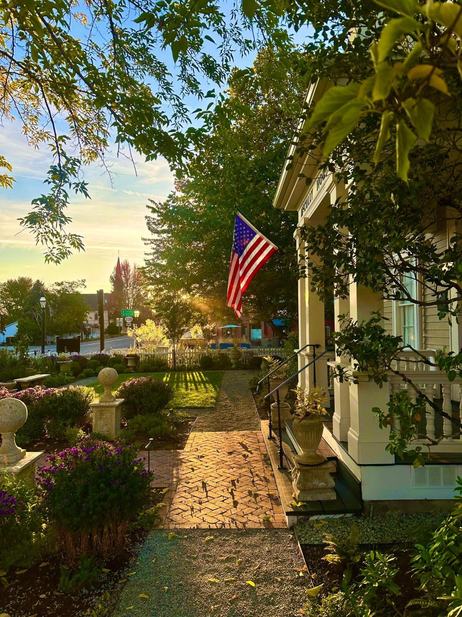 Mccully House Inn ジャクソンビル エクステリア 写真
